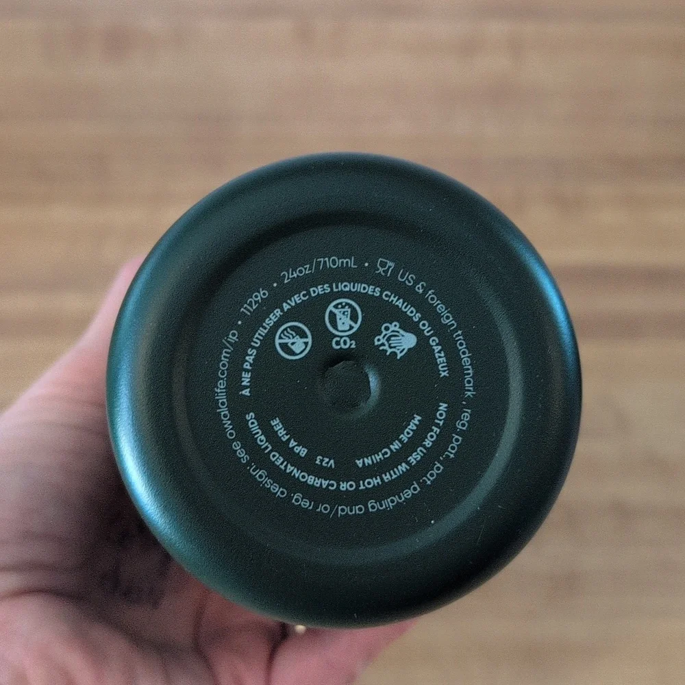 Owala Green insulated Water Bottle - Picture 6 of 6